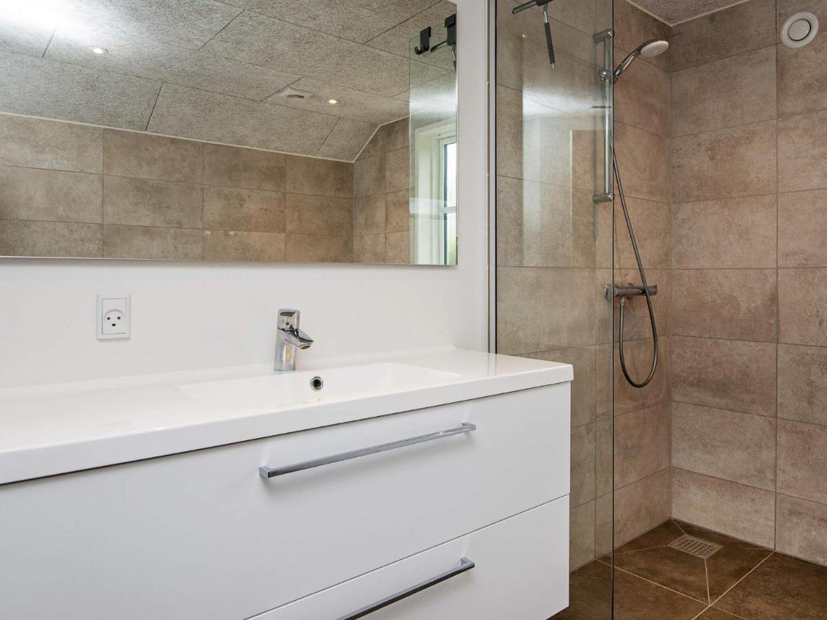 8 Person Holiday Home In Haderslev Kelstrup Strand エクステリア 写真