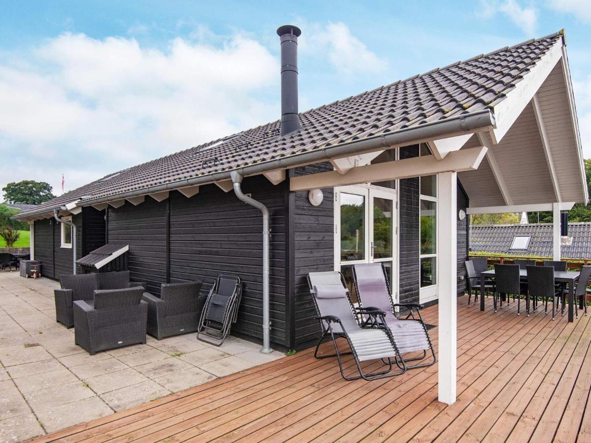 8 Person Holiday Home In Haderslev Kelstrup Strand エクステリア 写真